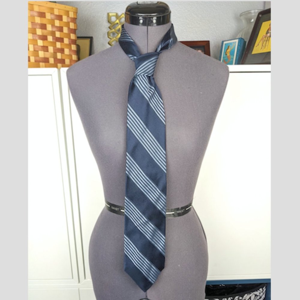 Alfred Sung Stripe Silk Tie